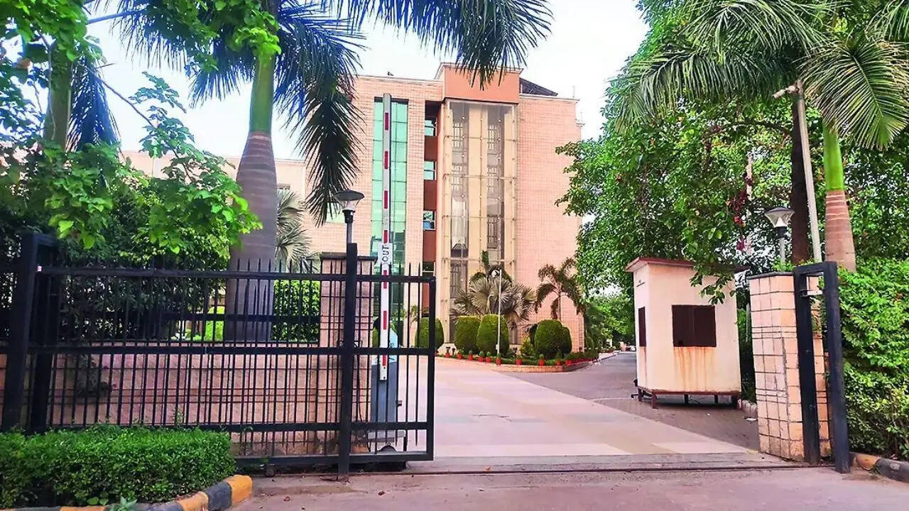 Gurgaon district court moves to PWD guesthouse after blaze at record room