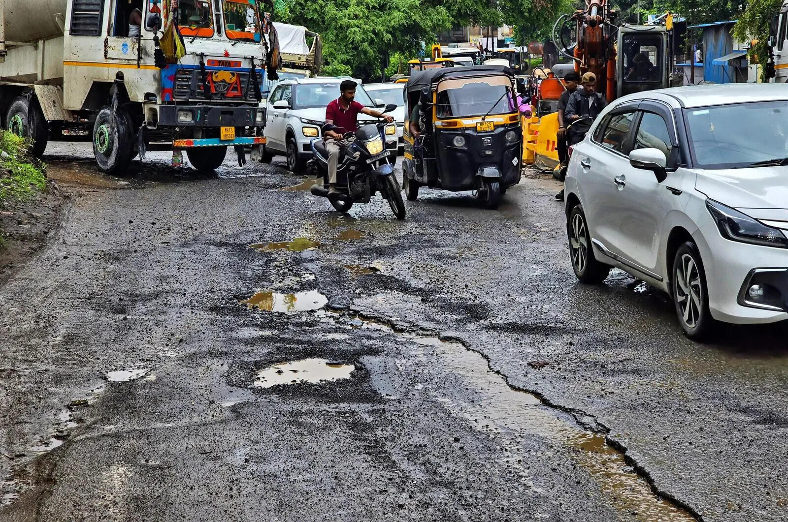 Forceful land acquisition for Katraj-Kondhwa road from next week