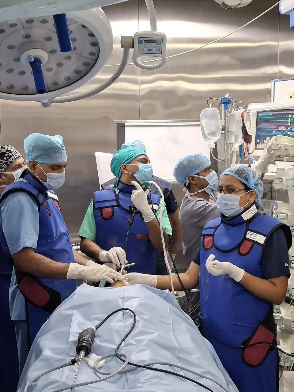 Army doctors perform high-risk airway stenting procedure to save cancer patient with fistula complication