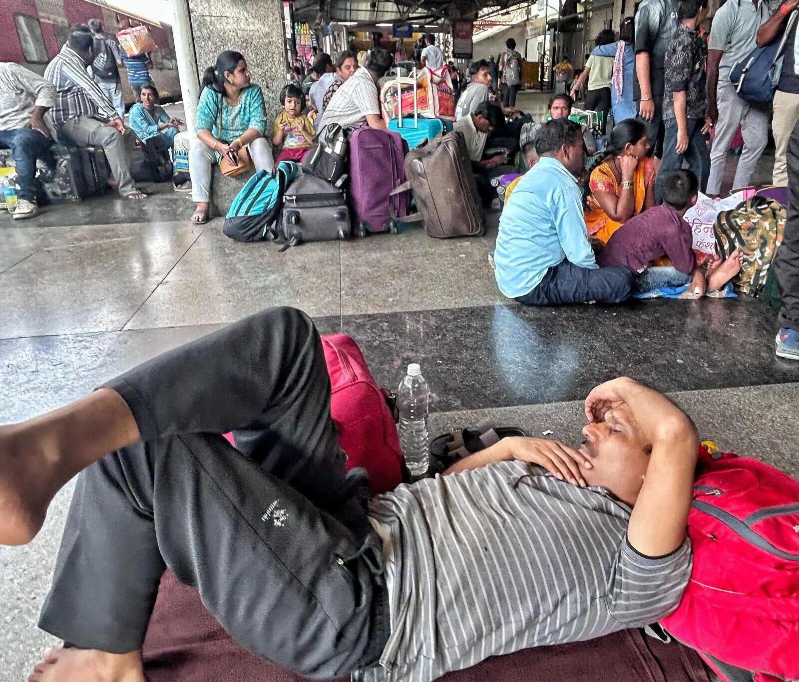 GRP shifts 60 beggars from Pune railway station to rehabilitation home to improve passenger safety