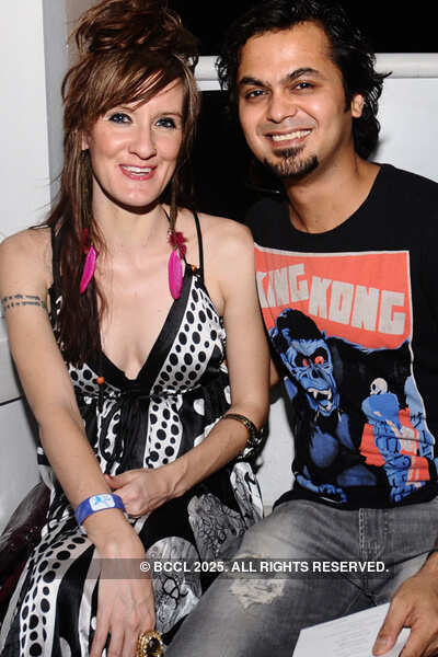 Performances by Shaair & Funk 