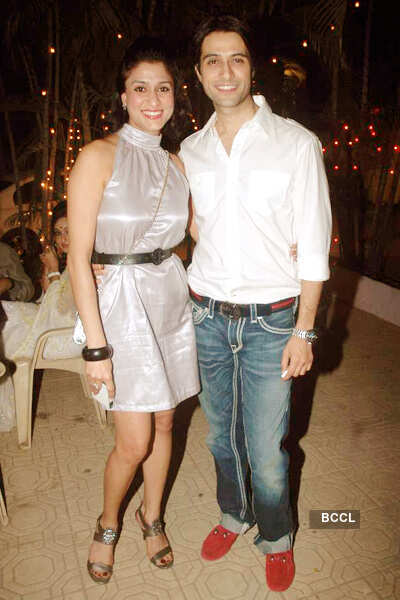 Apurva & Shilpa caught in raid!