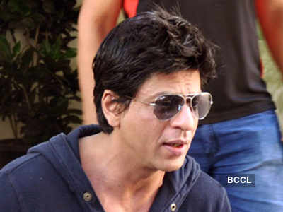SRK pleads guilty in smoking case, ready to pay fine