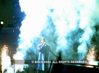 Sachin @ A R Rahman's live concert