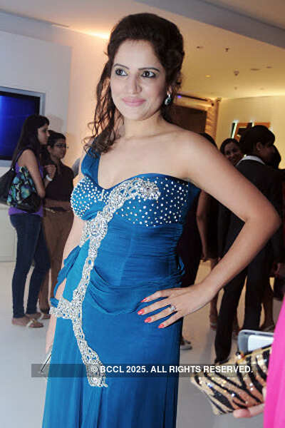 Opening of restaurant 'Senses' 