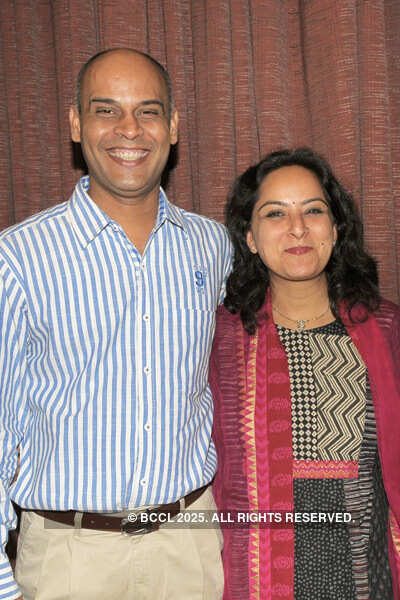 Anil, Sudha's 25th marriage anniversary