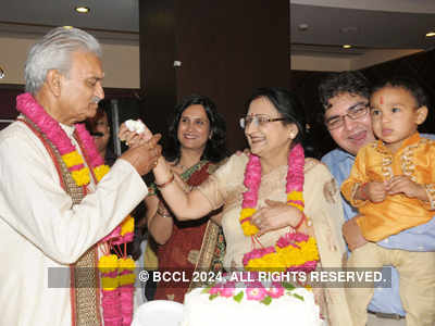 Anil, Sudha's 25th marriage anniversary
