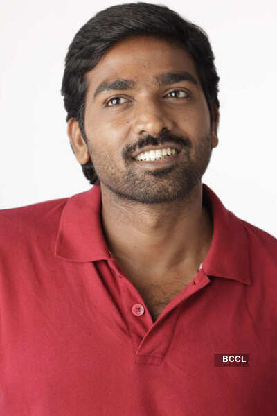 'Naduvula Konjam Pakkatha Kaanom'