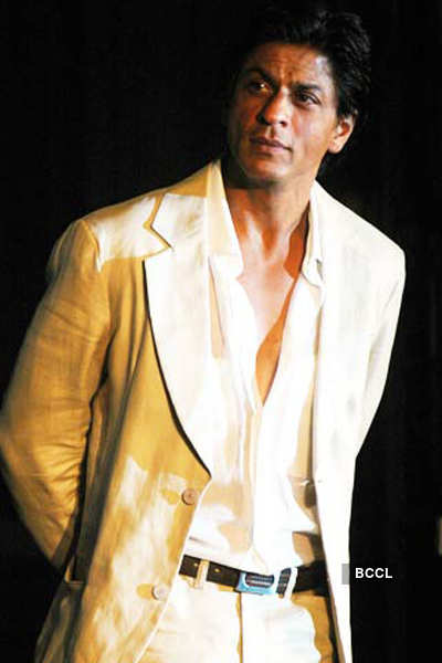 Shah Rukh Khan set to revive 'DDLJ' magic