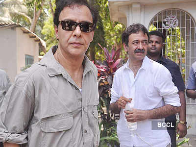 Celebs attend Hirani's father's funeral