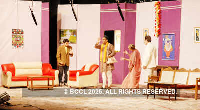 Gujrati Play: 'Ek Bijane Nadta Rahiye'