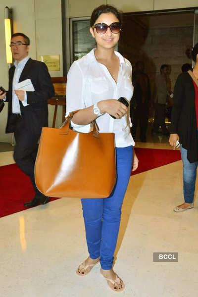 Celebs' arrival in Singapore