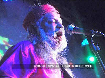 Indian Ocean performs @ Blue Frog