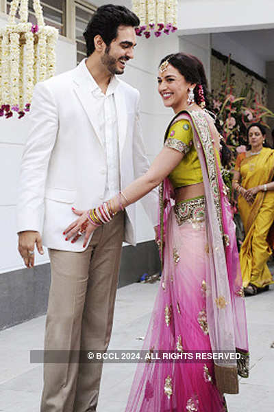 Esha Deol to wed in a temple