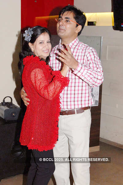 Dr Ravi & Dr Sakshi's anniv. bash