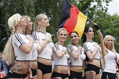 Sexy Soccer 2012