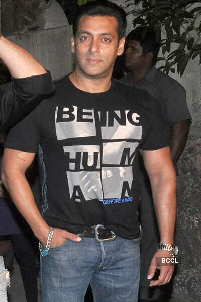 Salman praises Aamir for Satyamev Jayate