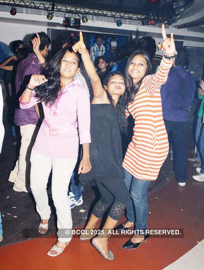 Hangover party at Refuel