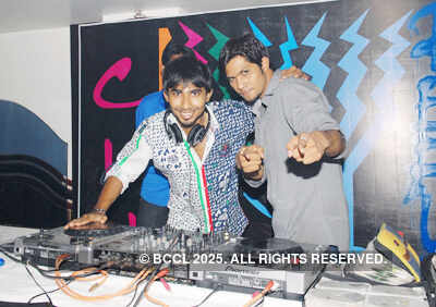 Hangover party at Refuel