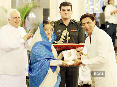 Madhur Bhandarkar receives Presidential Award