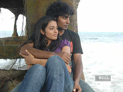 'Ponmaalai Pozhudhu'