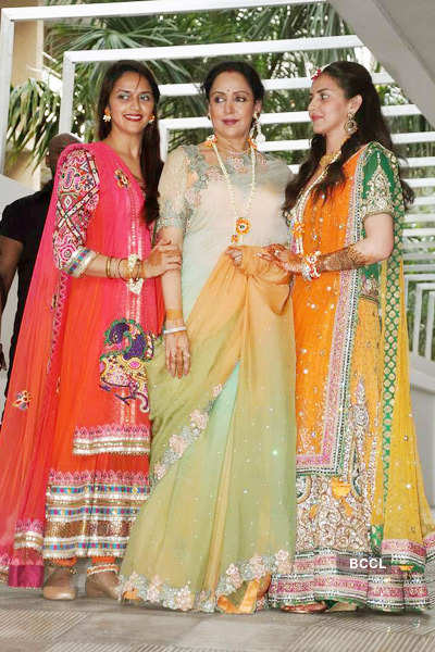 Esha Deol's mehndi ceremony