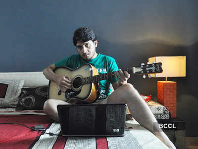 'Konjam Koffee Konjam Kaadhal'