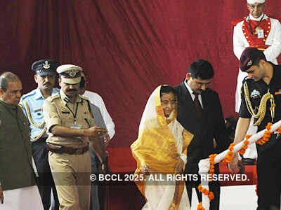 Pratibha Patil inaugurates building