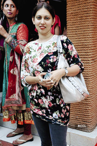 Celebs at a fashionable party