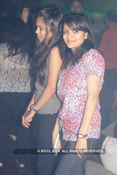 Saturday Night Party @ Sun n Sand