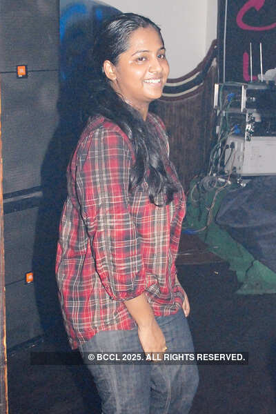 Saturday Night Party @ Refuel lounge