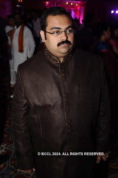 Nitin Gadkari's son's wedding reception