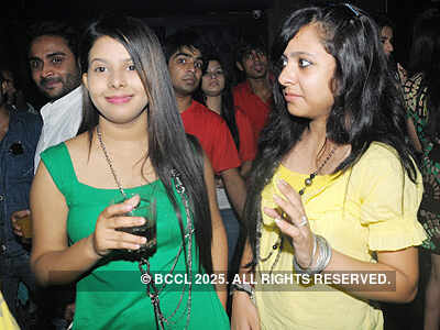 Romantic 'Traffic Signal' Party