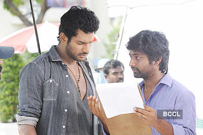 On the sets: 'Samar'