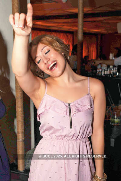 Party @ Smoke House Grill