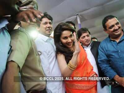 Madhuri Dixit @ Blood donation camp