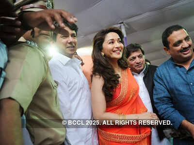 Madhuri Dixit @ Blood donation camp