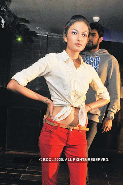 Hautesteppers in the lounge