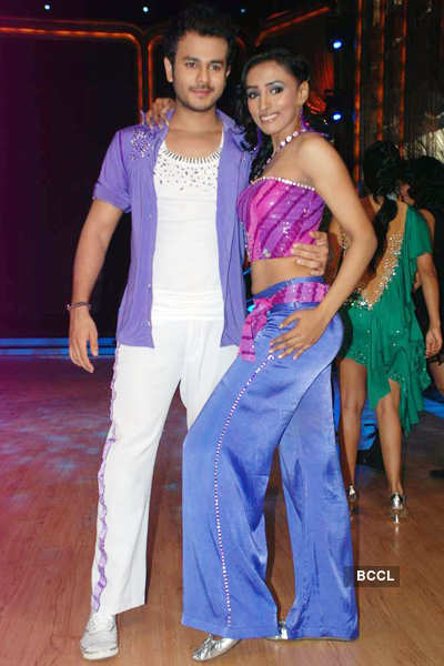 Sanam Johar and Avika Gor on the sets of dance reality show 'Jhalak