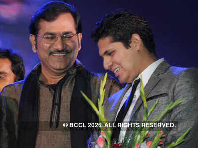 'Singer Sitaron Ki Khoj'