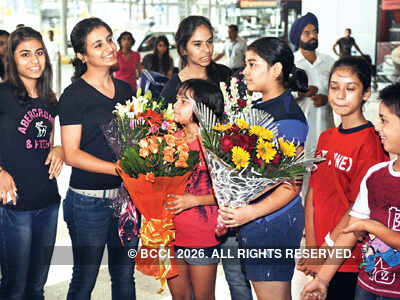 Saina Nehwal's grand welcome in Delhi 