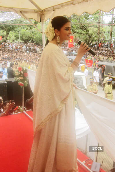 Ash @ jewellery store launch