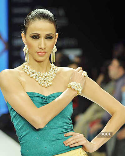 IIJW'12: Gia