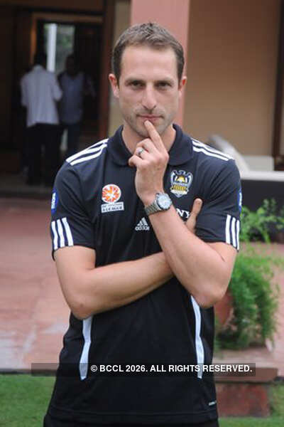 Wellington Phoenix visits New Zealand High Commission