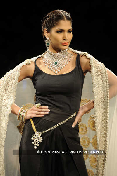 IIJW'12: Grand Finale: PC Jewellers