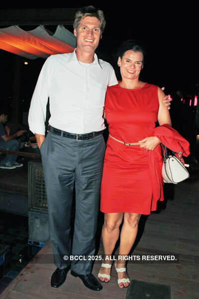 C'mon, pump up the volume!