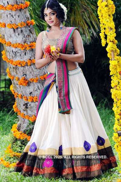 Rima Kallingal's photo shoot