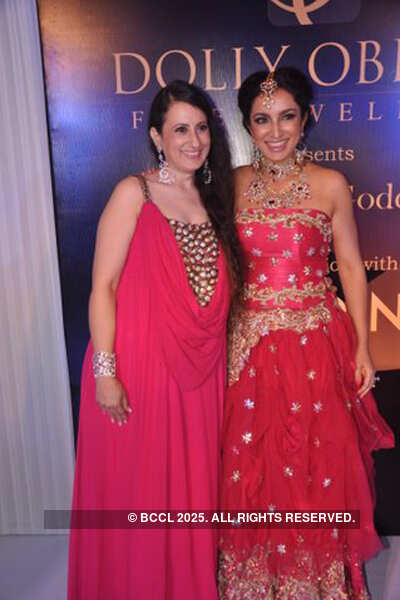 Dolly Oberoi's collection @ Wedding Aisa preview