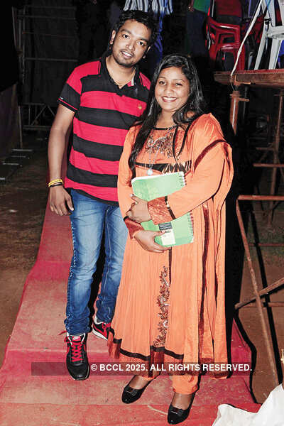 Enthralling the Masses