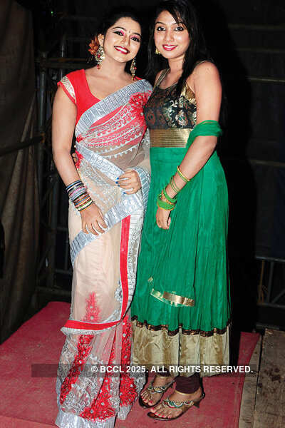 Enthralling the Masses